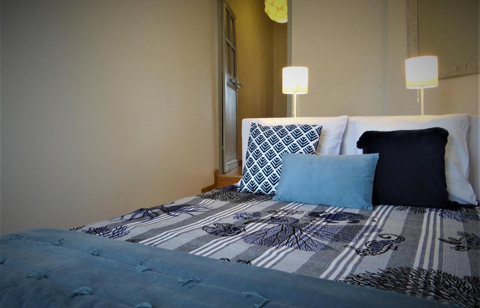 Le Cardinal Apartment Chartres Bagian luar foto