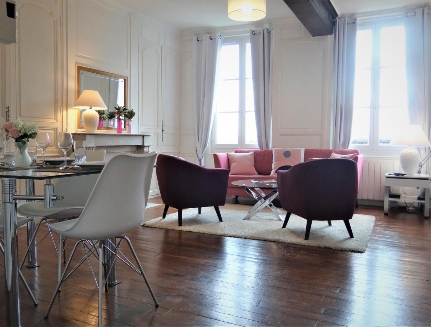 Le Cardinal Apartment Chartres Bagian luar foto
