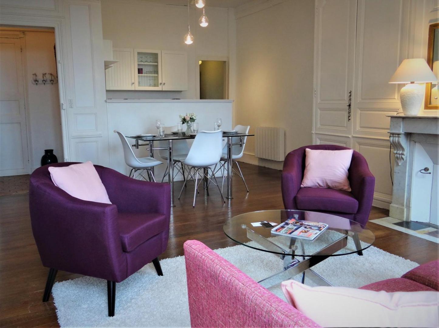 Le Cardinal Apartment Chartres Bagian luar foto